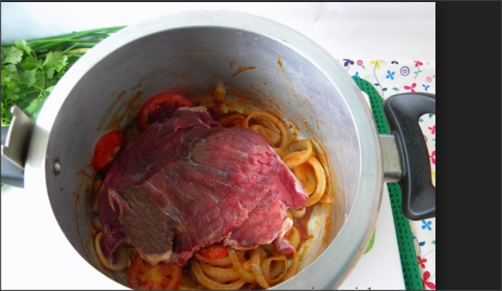 Receita de bife de panela de pressão