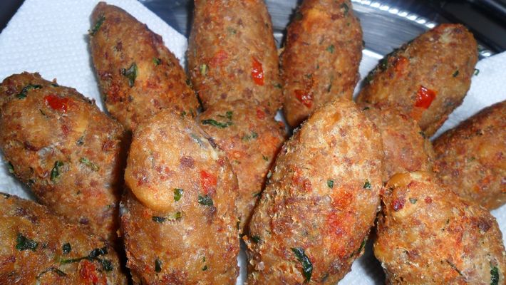 Receita de bolinho de pão recheado com requeijão