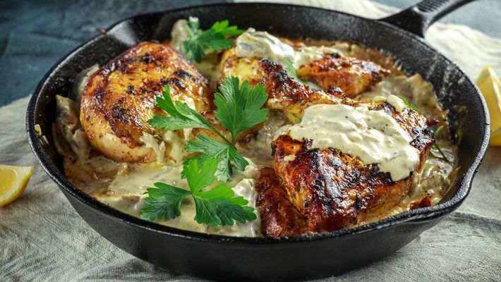 Receita de frango assado com creme de cebola e maionese