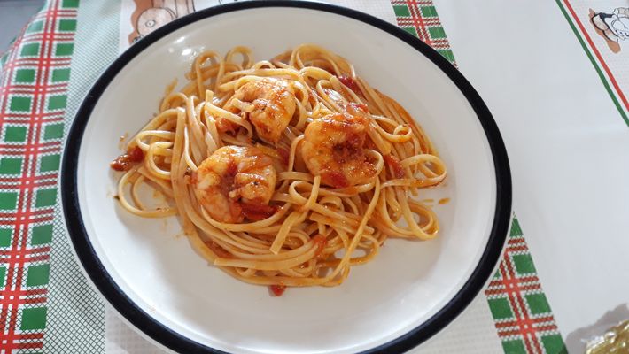 Receita de linguine com camarão branco ao molho especial