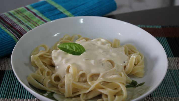 Receita de molho branco para macarrão