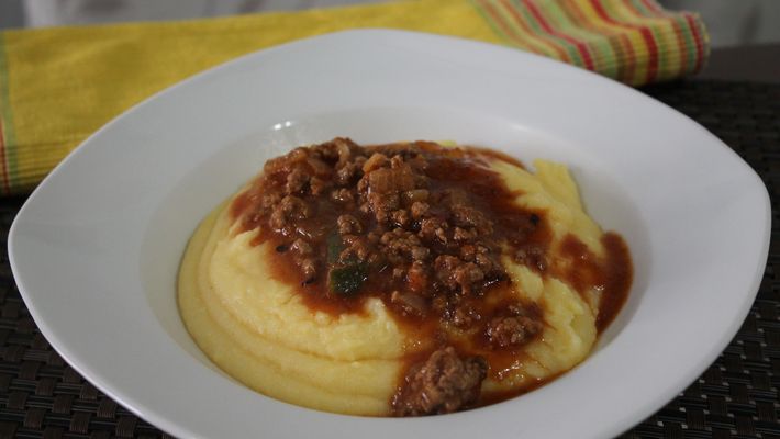 Receita de polenta com carne moida