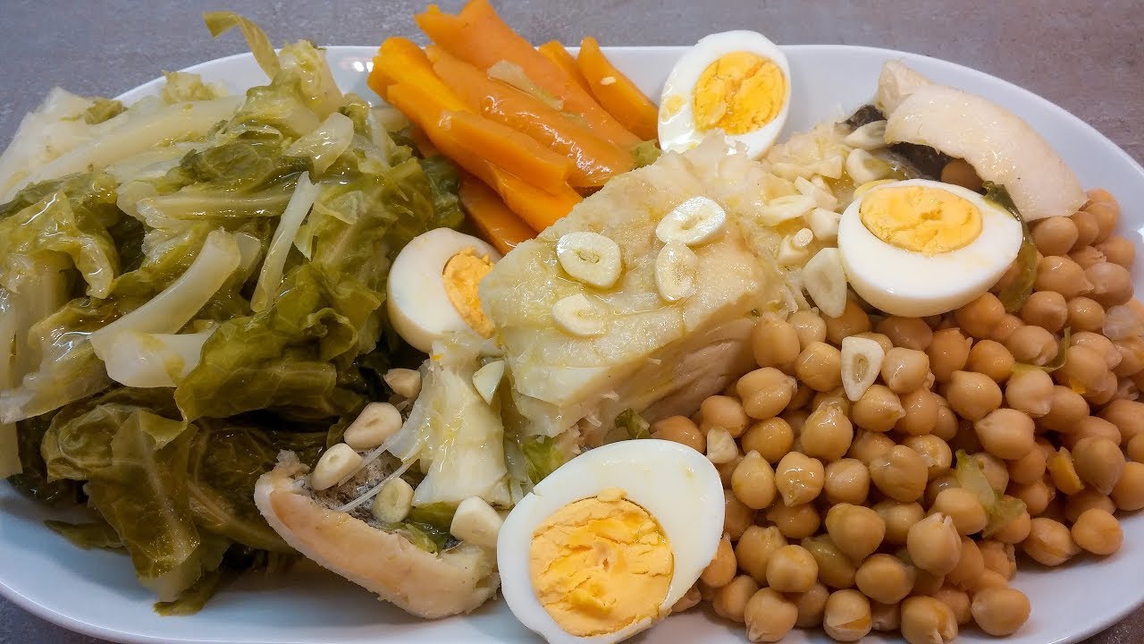 Receita de cozido de grão-de-bico com bacalhau