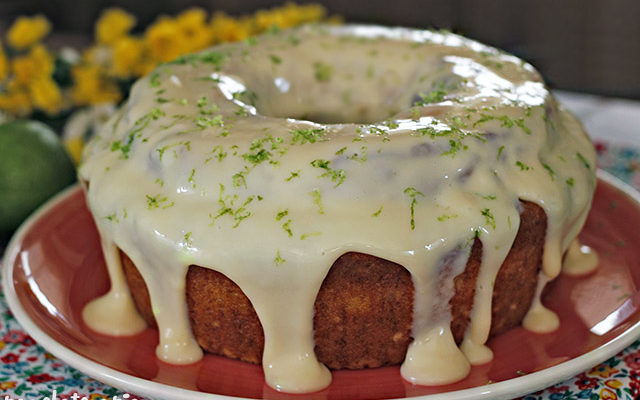 Receita de bolo de limão delicioso