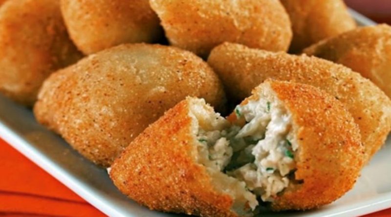 Coxinha sem massa com frango e cream cheese