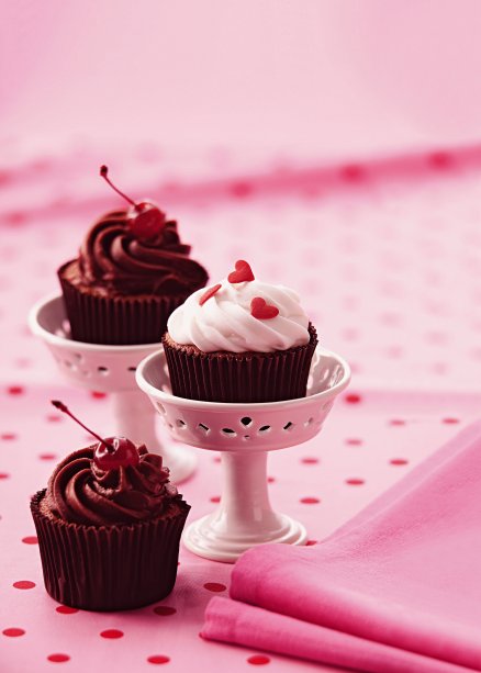 Receita de cupcake light  de merengue chocolate e ganache