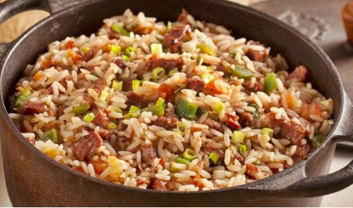 Arroz com carne de sol na pressão rápido