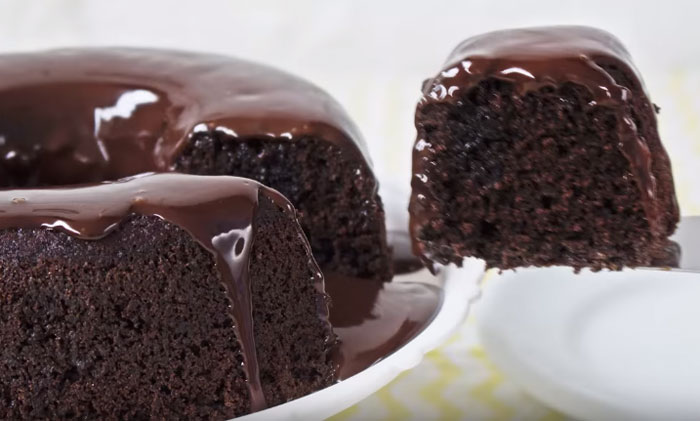 Bolo de café com chocolate fofinho