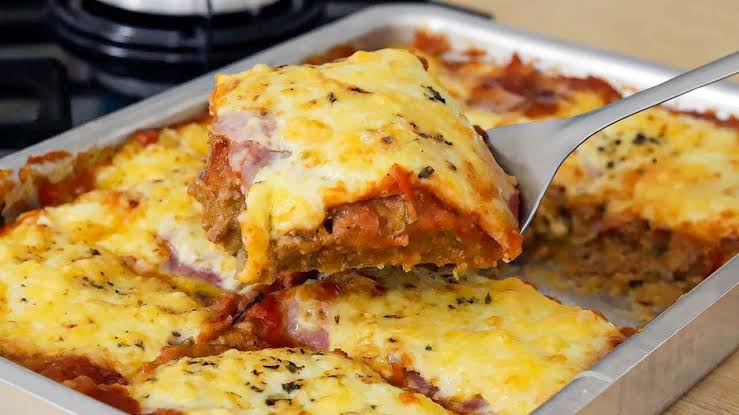 Parmegiana de forno fácil e diferente com carne moída faz o maior sucesso