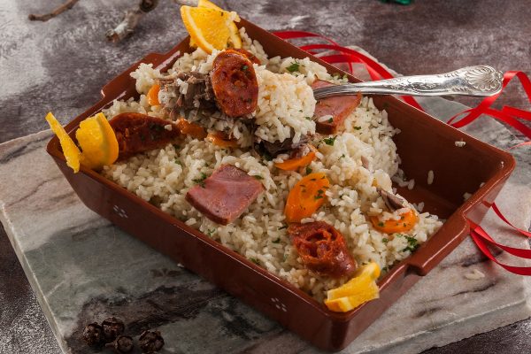 Arroz de pato de forno com laranja delicioso e muito fácil de fazer