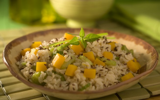 Arroz integral com salteado de abobora light simples e delicioso