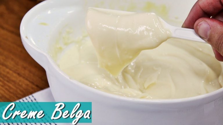 Creme belga com chantilly caseiro