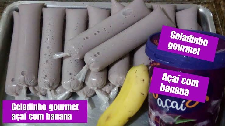 Geladinho de acaí com banana refrescante