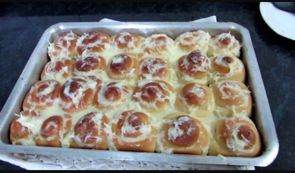 Pão doce com creme receita fácil e maravilhosa