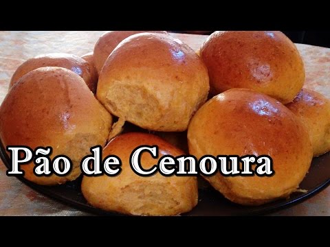 Pãozinho de cenoura e mel caseiro