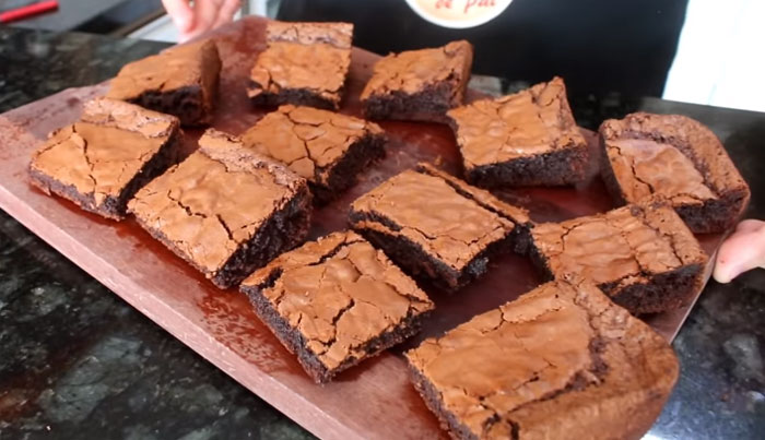 Receita de brownie de nescau muito simples de fazer