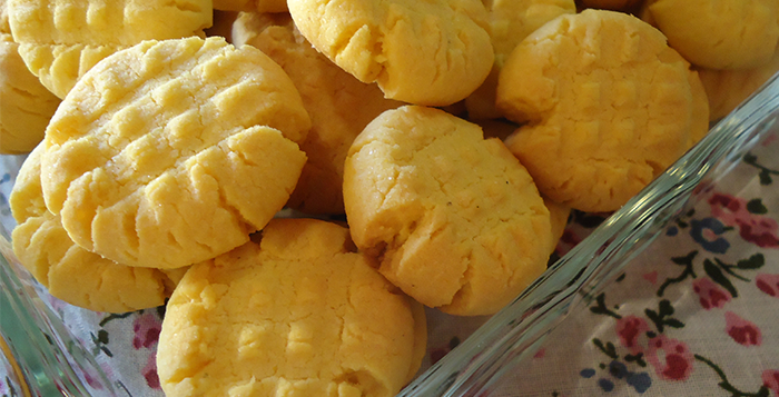 Biscoitinhos de fubá super crocante e muito delicioso