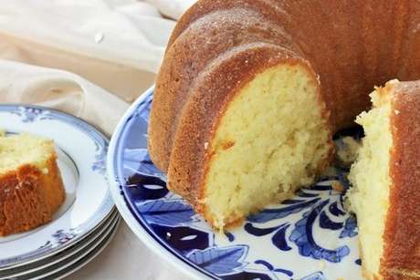 Receita de bolo de fubá com iogurte caseiro fofinho