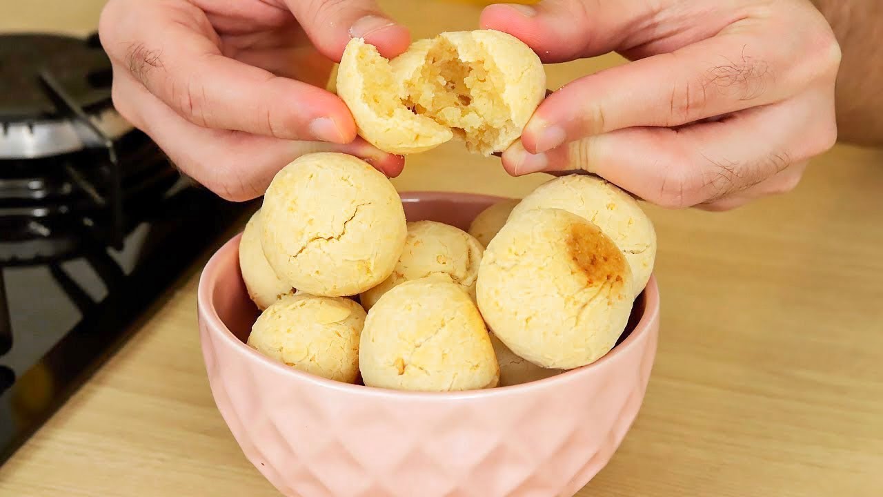 Como fazer pão de queijo com apenas 3 ingredientes mais fácil e delicioso que eu já fiz