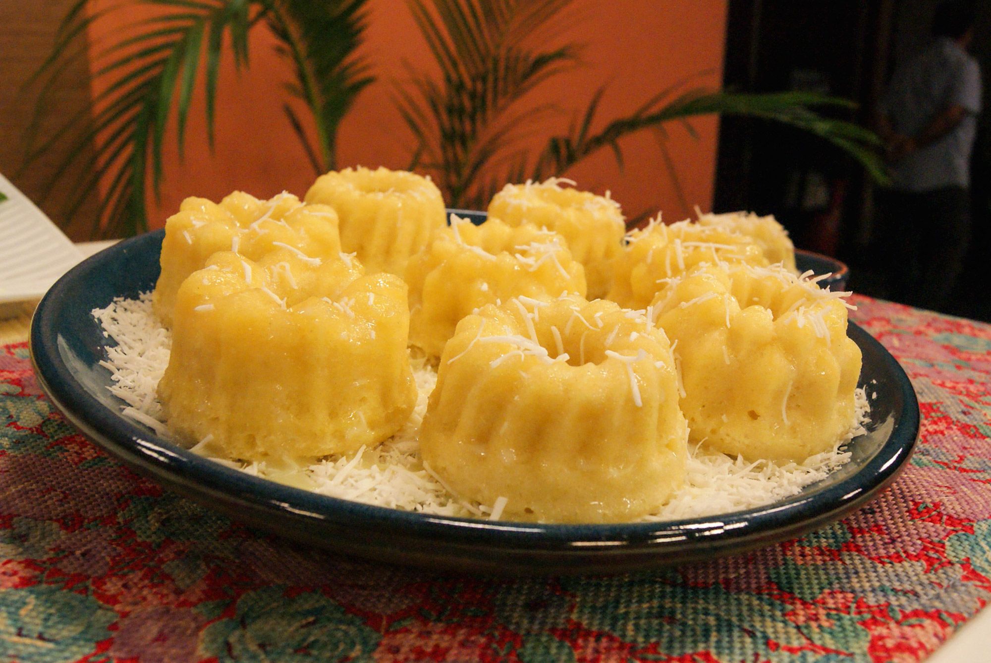 Receita de bolo beijinho de micro-ondas fácil e delicioso