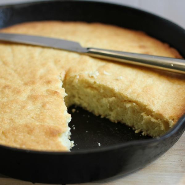 Receita de bolo de frigideira fácil e incrivelmente fofinho