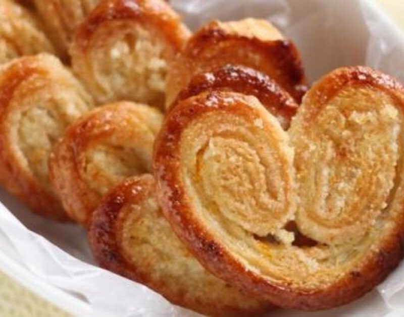 Receita de palmiers caseiros crocantes e deliciosos com apenas 2 ingredientes