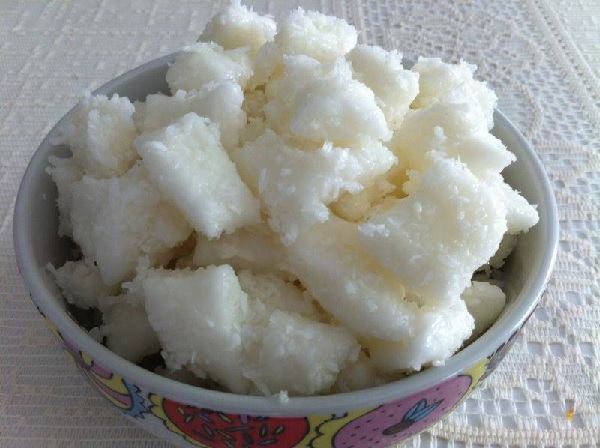 Bala de coco gelada simples de derreter na boca maravilhoso