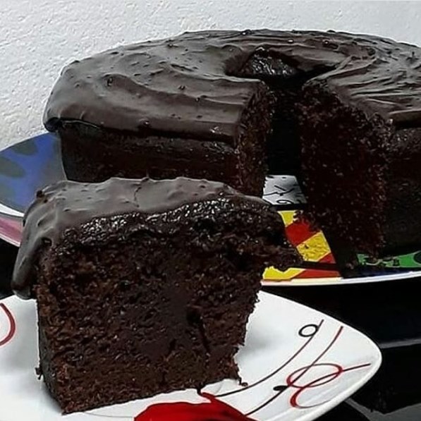 Bolo de café e chocolate fácil e delicioso