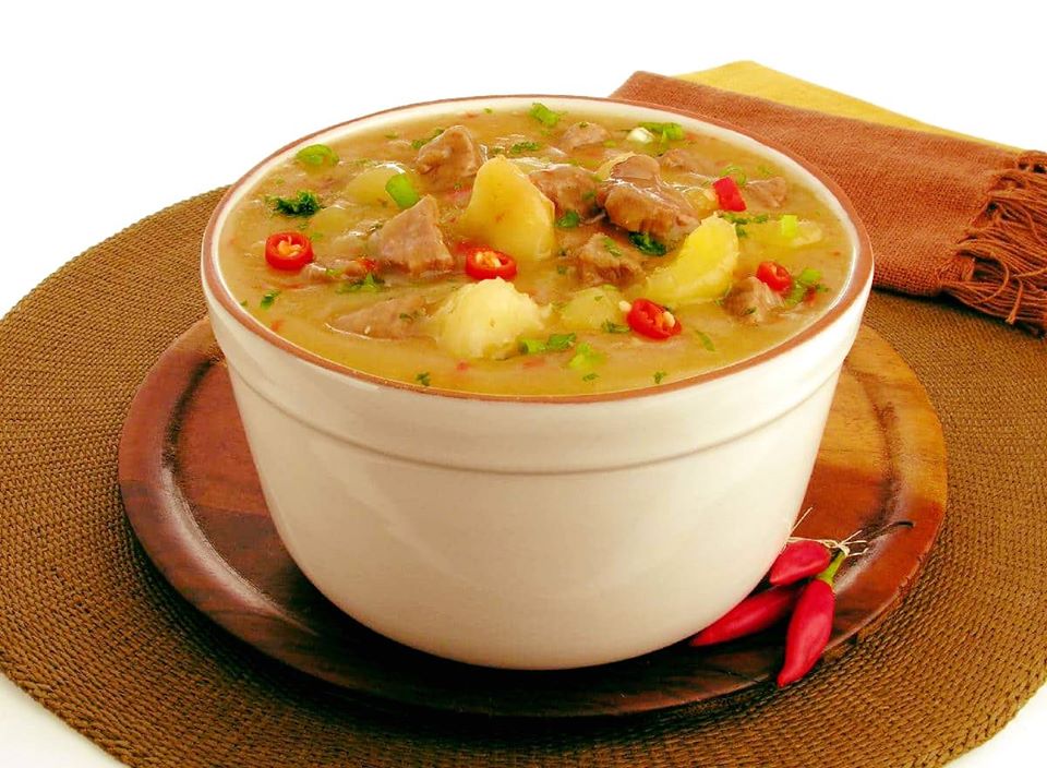 Caldo de mandioca com costela deliciosa