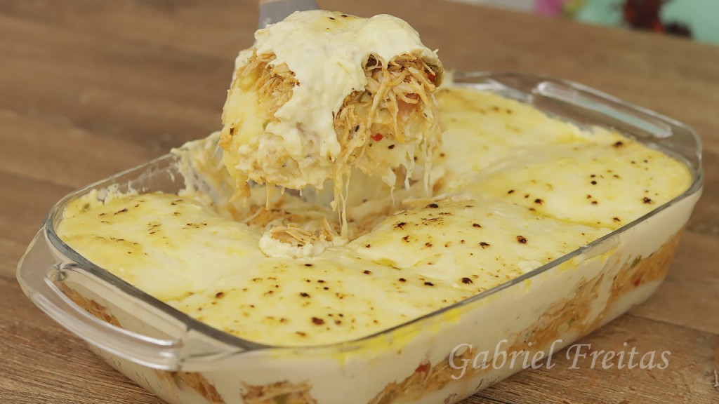 Frango ao forno fácil e cremoso para o dia das mães