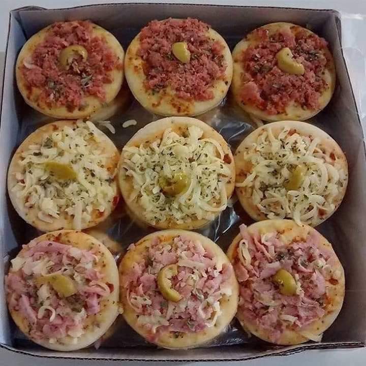 Mini pizzas muito fáceis de fazer para deixar todos com água na boca