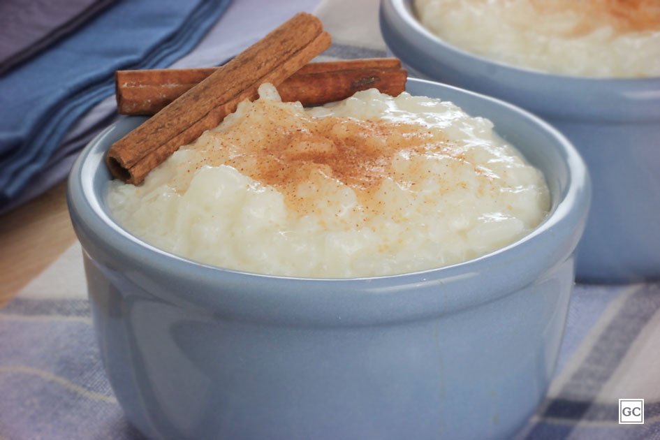 Receita de arroz doce de microondas simples e rápido