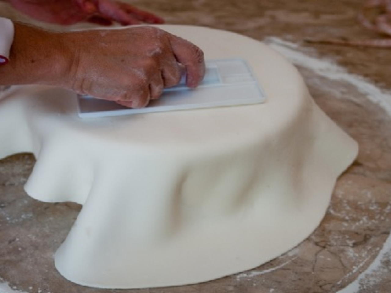 Receita de pasta de leite ninho para decorar bolos de festa