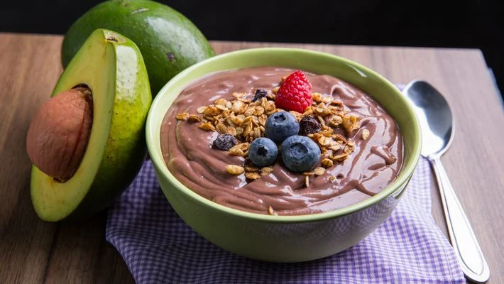 Receita deliciosa de creme de abacate com açaí