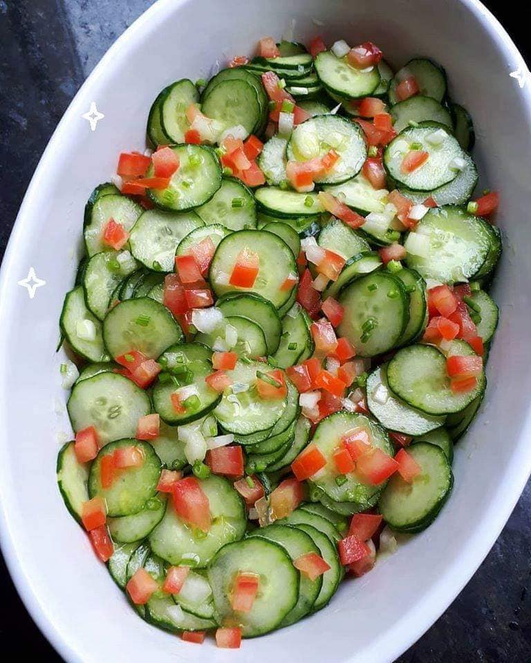 Salada básica deliciosa ou vinagrete