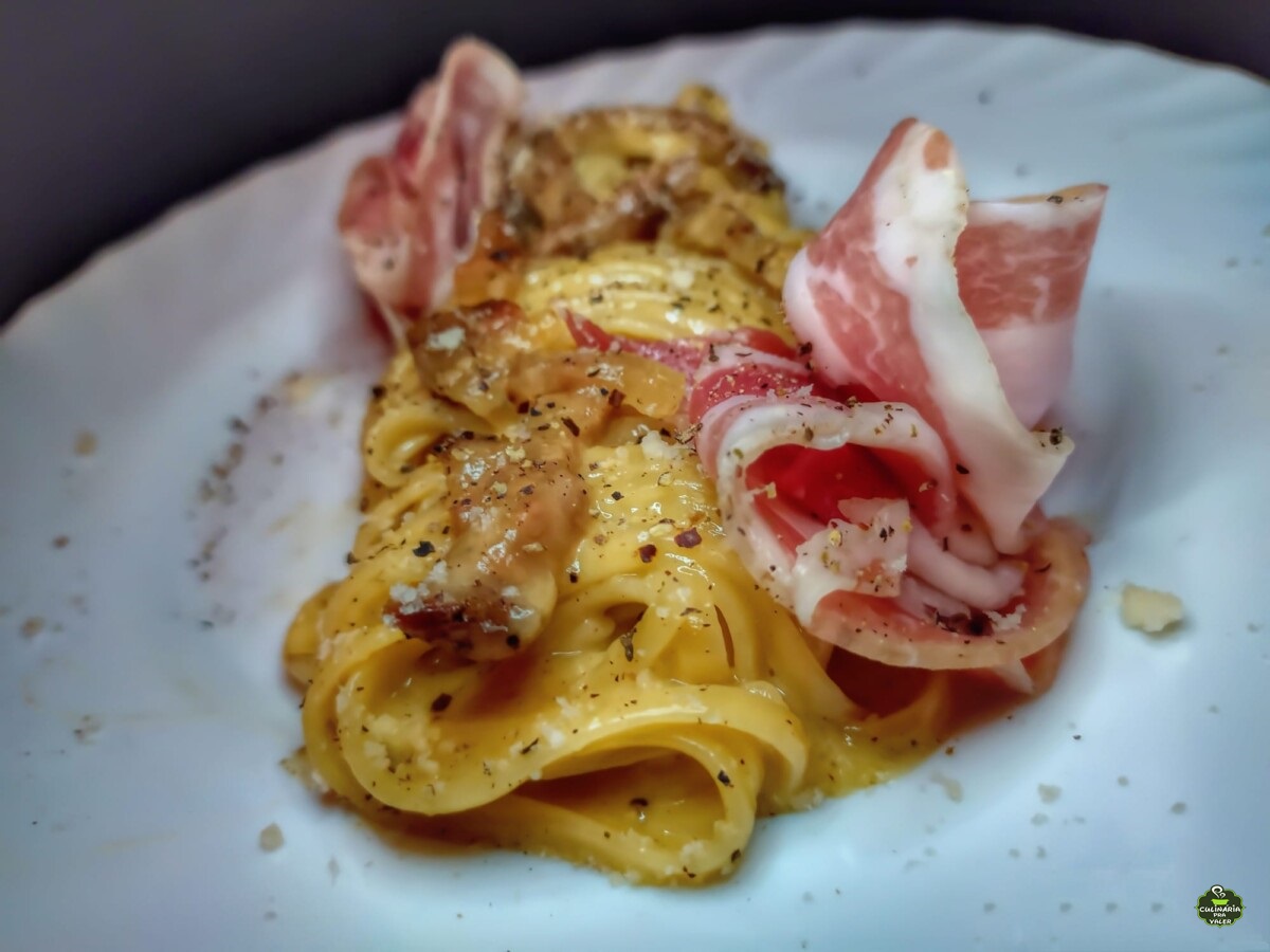 Carbonara tradicional simples barato e rápido alem de delicioso