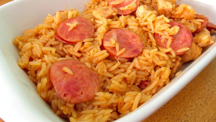 Arroz rápido na panela de pressão delicioso