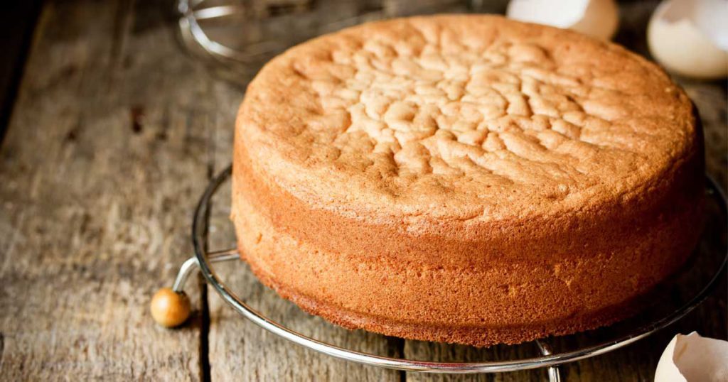 Aprenda como fazer um magnífico pão de ló de leite quente