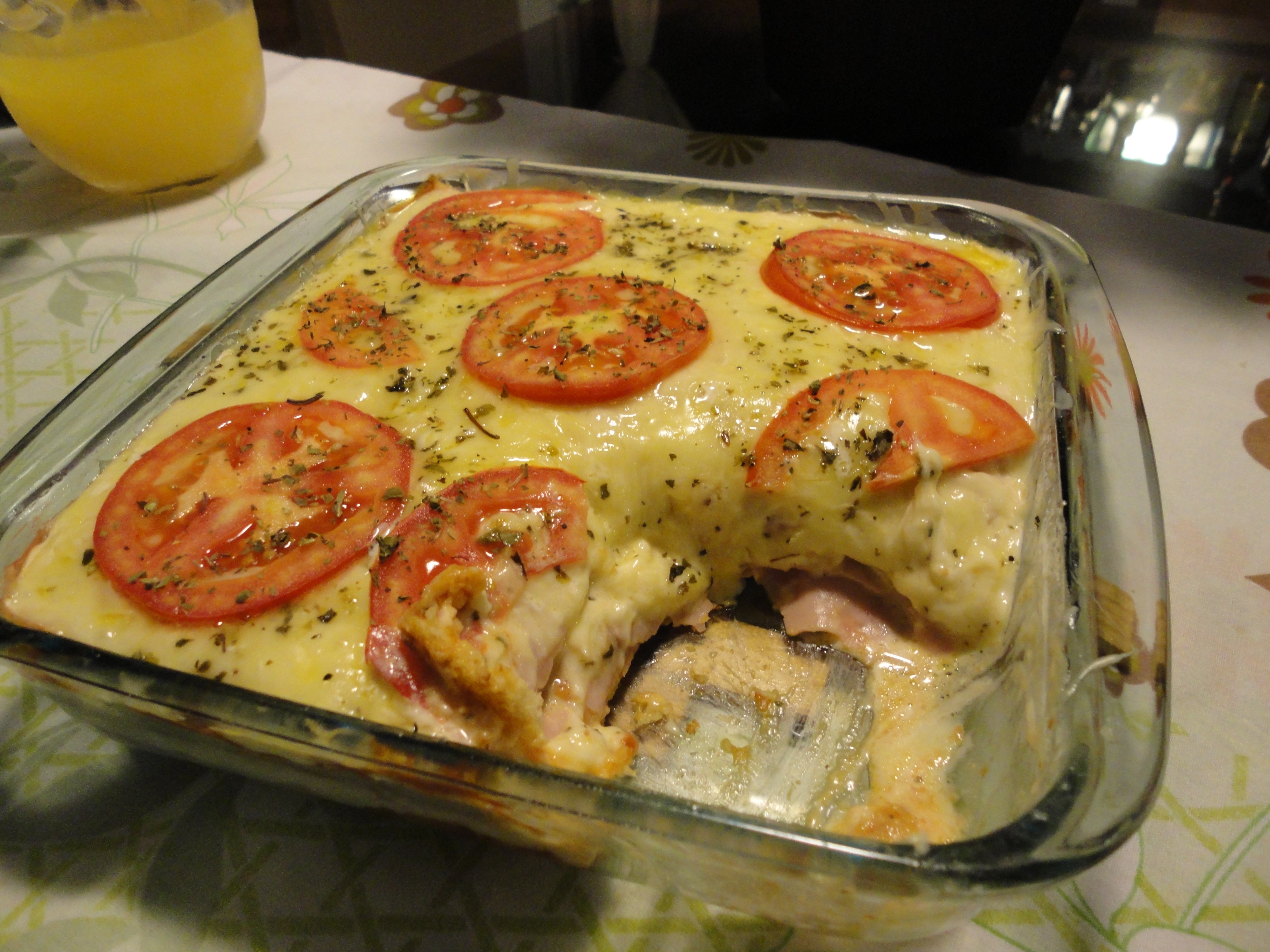 Bauru de forno com pão de forma delicioso