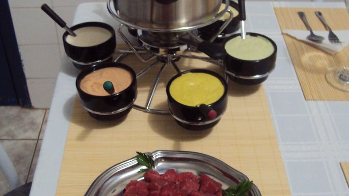 Molhos para fondue, carnes ou lanches - muito fácil de preparar