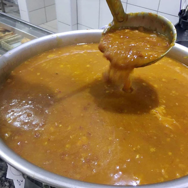 Sopa de mandioca com carne moída uma delícia