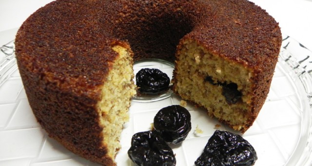 Bolo de ameixa delicioso